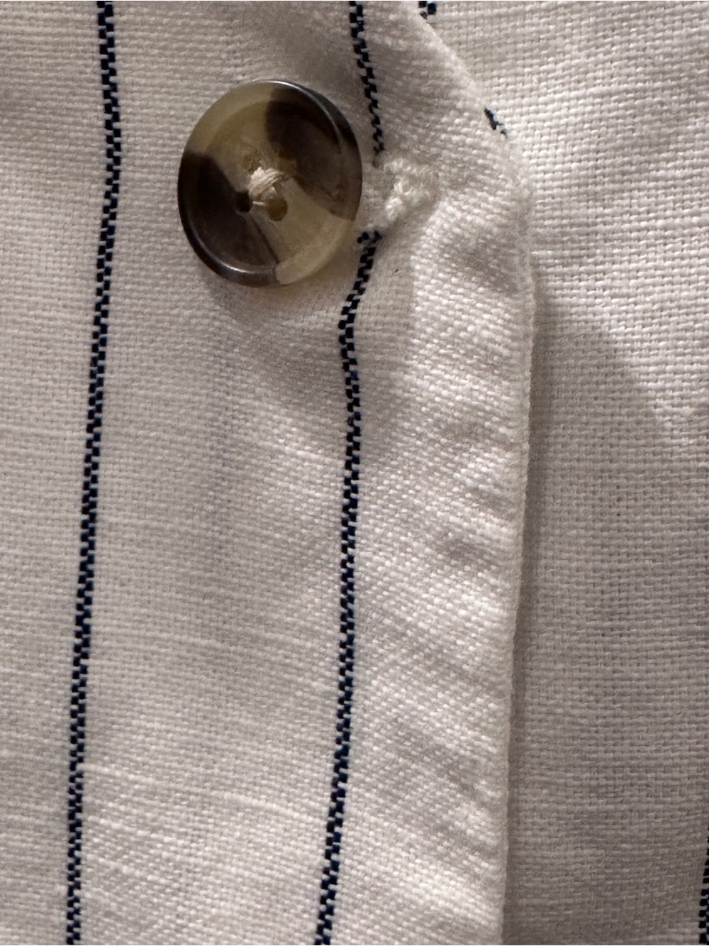GAP White Pinstripe Vest - Picture 6 of 8